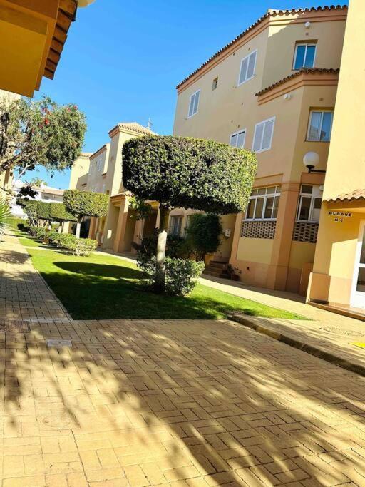 Adosado En Novo Atlantico Golf Apartment Novo Sancti Petri Luaran gambar
